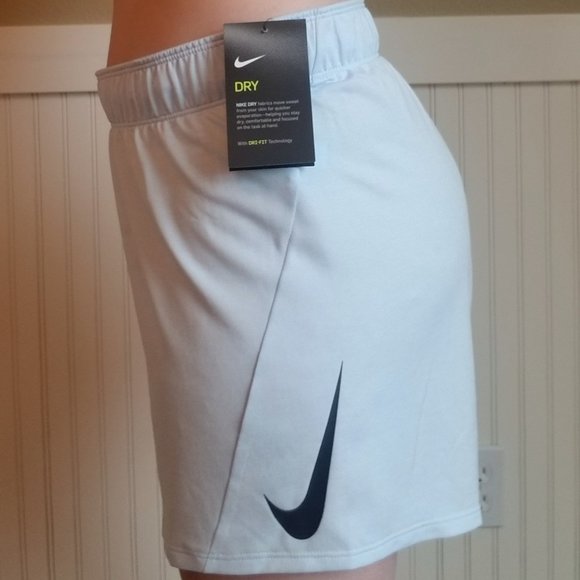 NIKE W DRY SHORT ATTK TR5 SWSH NWT - Picture 4 of 4